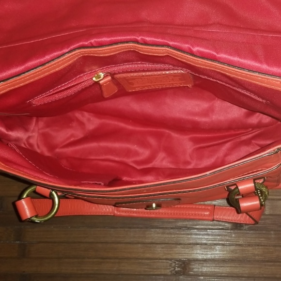 Coach bag with cross body strap - Picture 3 of 4